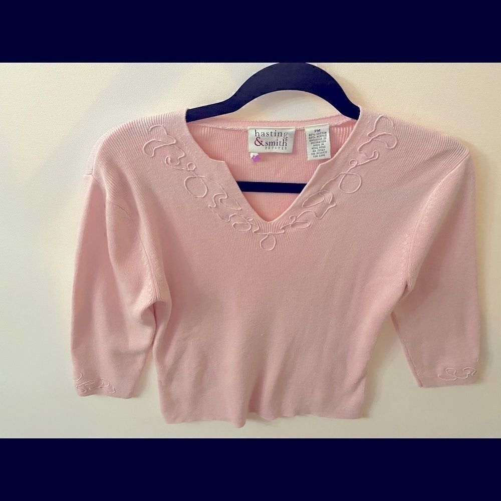 Hasting & Smith Pink Embroidered Sweatshirt